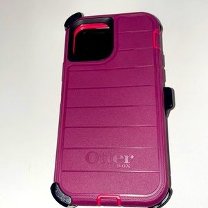 I phone 12 pro otter box case!